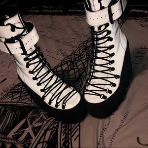DOLLS KILL REFLECTIVE PLATFORM BOOTS!! NEVER WORN!